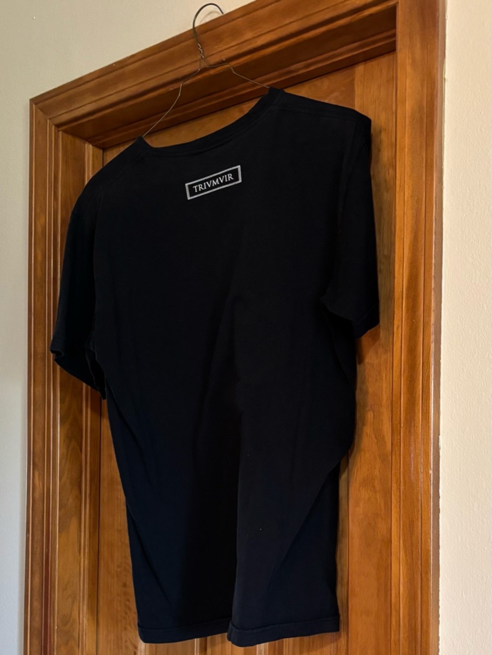 Trivmvir Victoria Avt Mors RARE Black Graphic Tee vintage - Picture 11 of 11